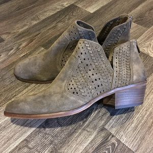NWOB Vince Camuto Grey Suede Cutout Bootie